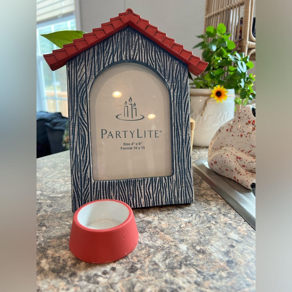 Party Lite Pet Doghouse Photo Frame with Ceramic Feeder Bowl Tea Light Holder